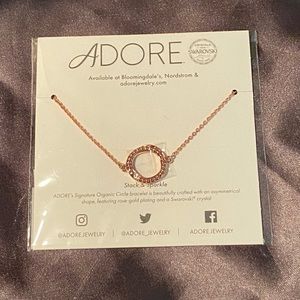 Adore organic circle bracelet